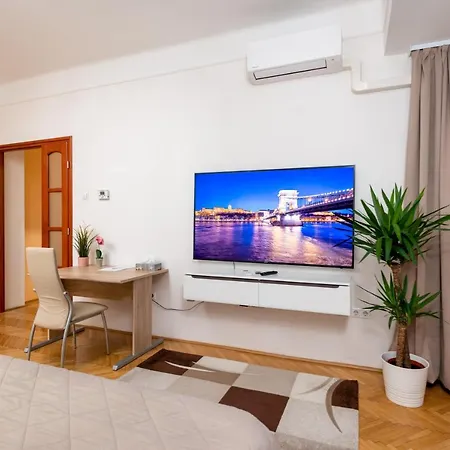 Deluxe With Free Car Park Διαμέρισμα Βουδαπέστη